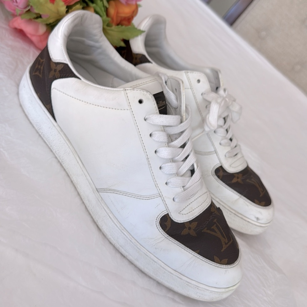 Authentic Louis Vuitton White and Brown Men's Sneakers - Picture 4 of 14